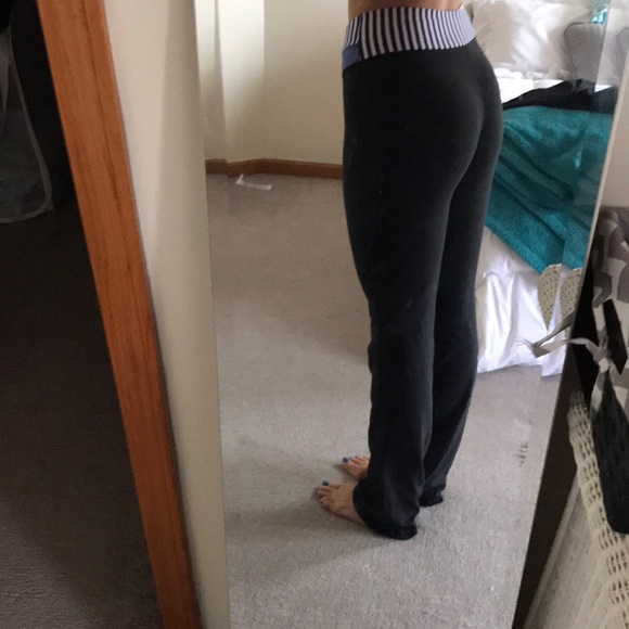 Lululemon Astro pant - Picture 8 of 8